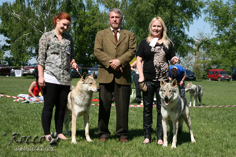 Kluboví vítězové 2011 a pan rozhodčí Štefík